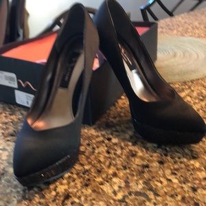 Beautiful Nina dress pumps